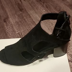 Black suede 9.5 Shoes